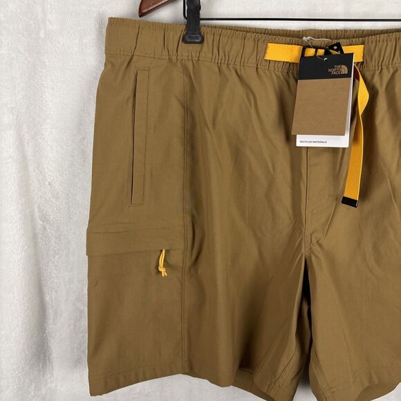 The North Face Cargo Shorts Size XXL Class V Belted Brown Pockets 40 Waist NWT - Picture 2 of 6